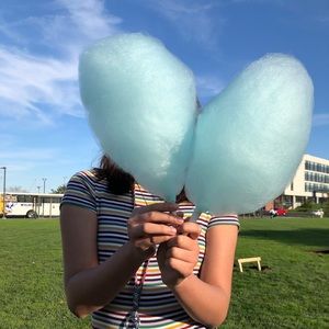 Meet your Posher, Amelia